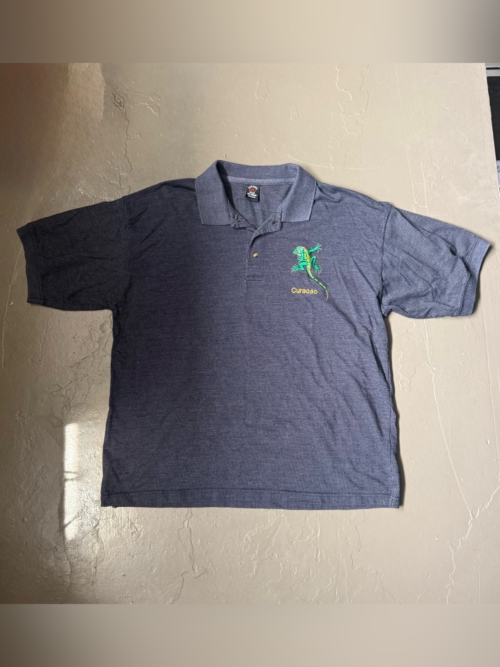 Vintage Curacao Embroidered Lizard Gray Polo Shirt - Men's 2XL - 100% Cotton